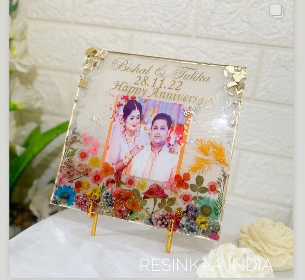 8 *8 inch square frame - Image 2